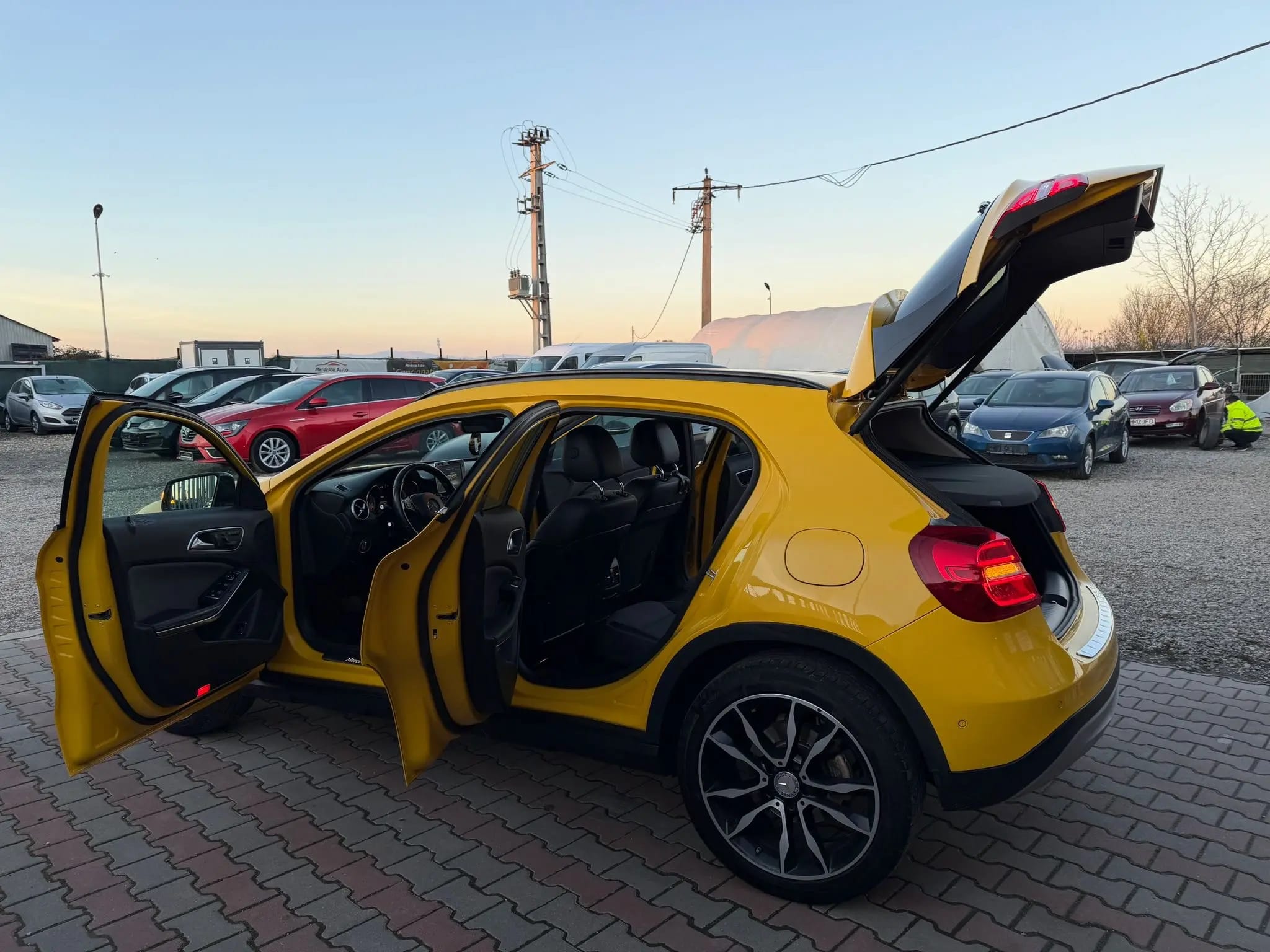 Mercedes-Benz GLA 200