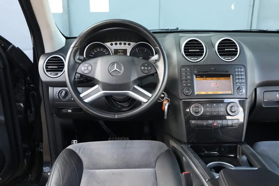 Mercedes-Benz ML 320