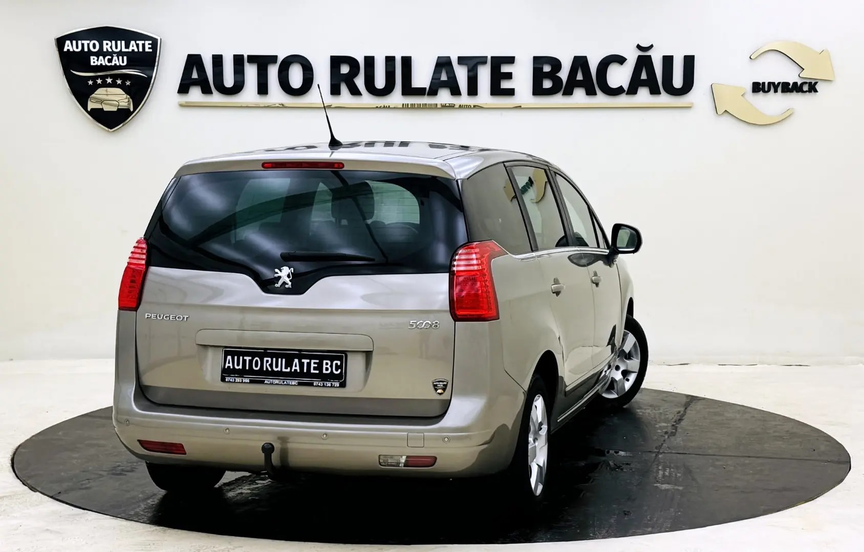 Peugeot 5008