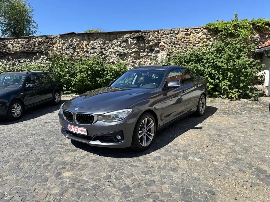 BMW 320