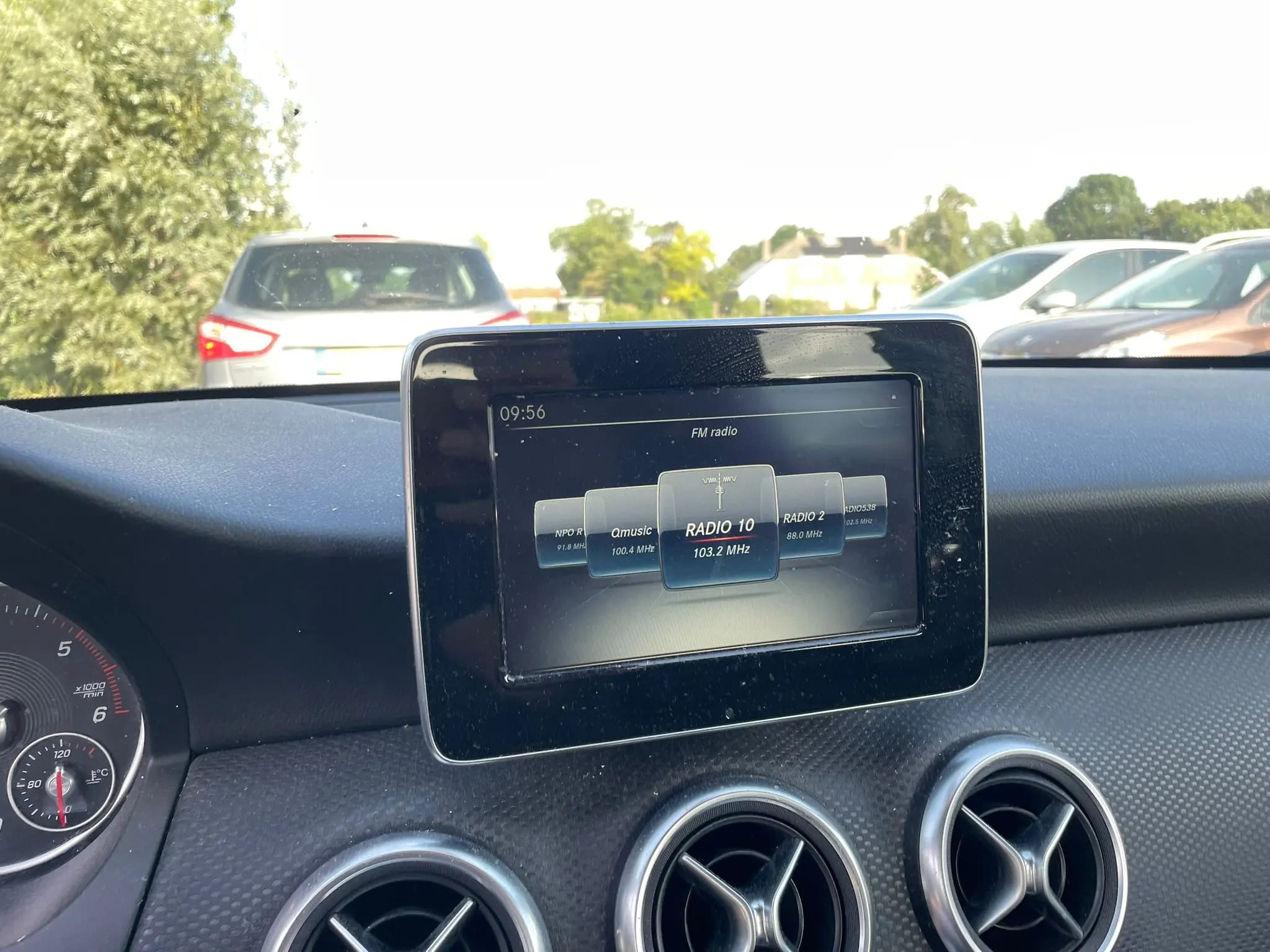 Mercedes-Benz A180