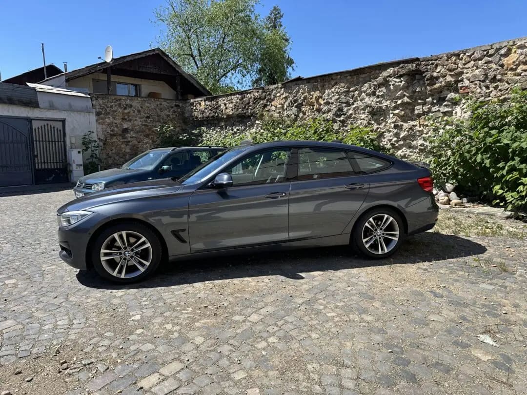 BMW 320