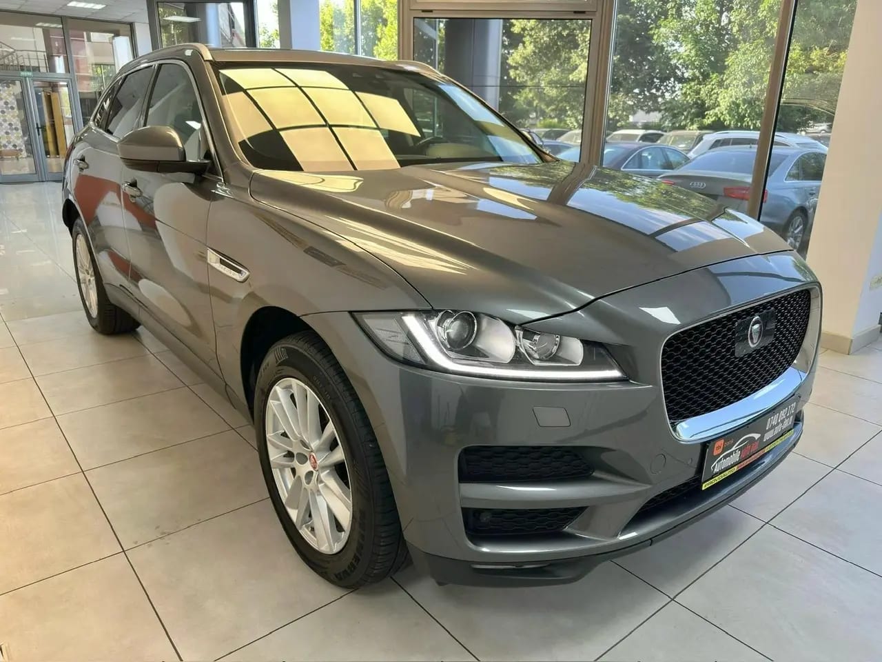 Jaguar F-Pace