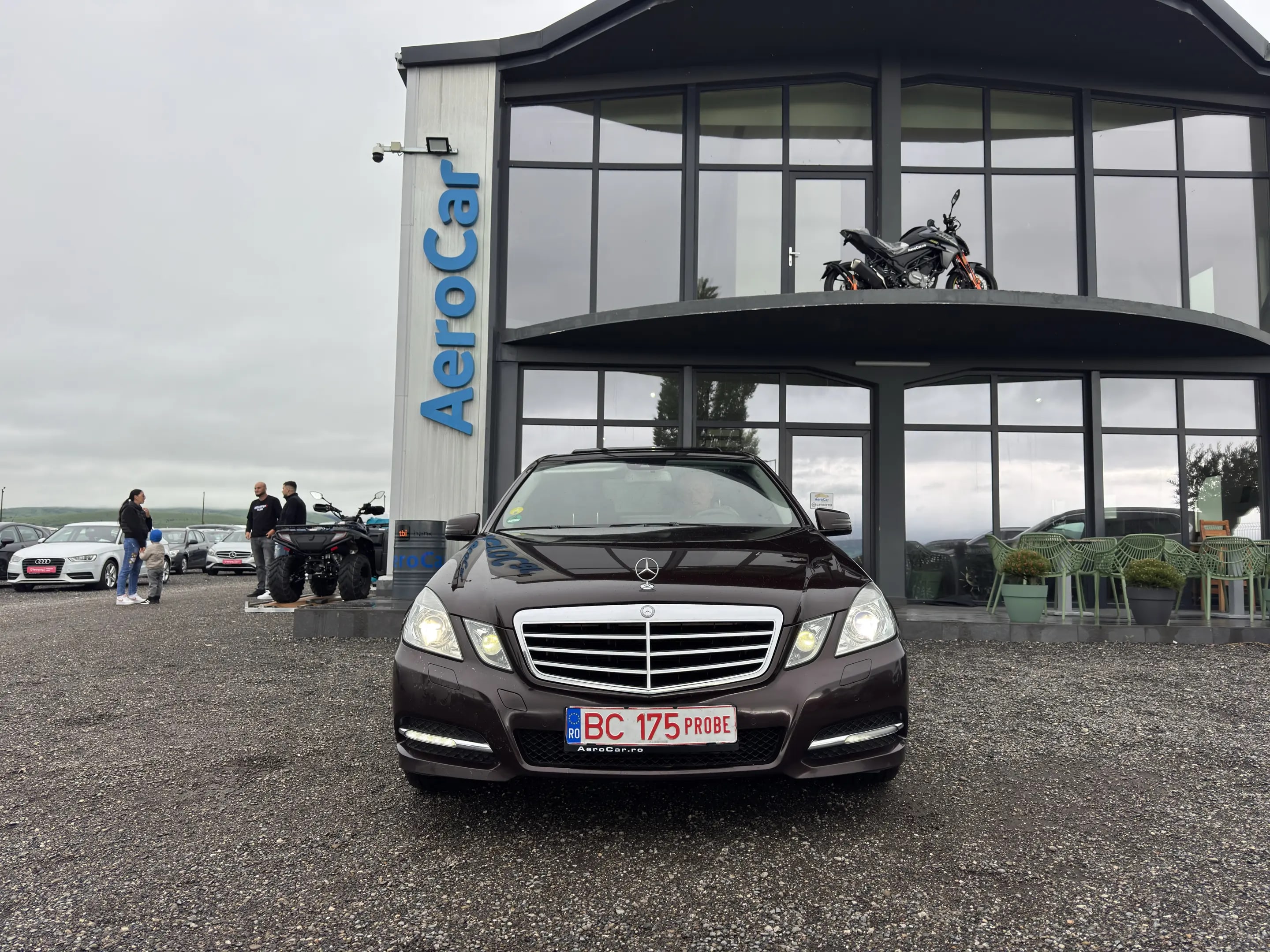 Mercedes-Benz E 250