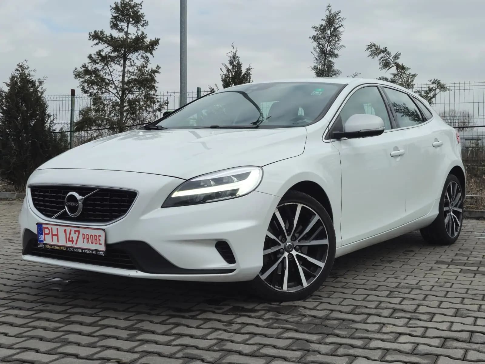 Volvo V40