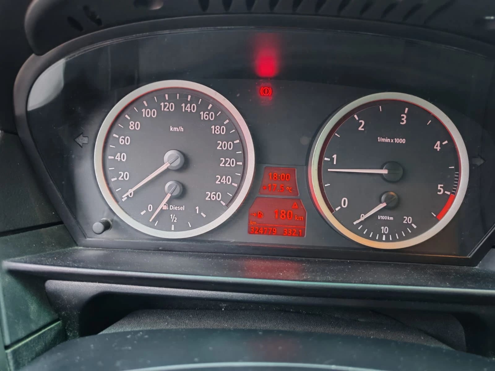 BMW 518