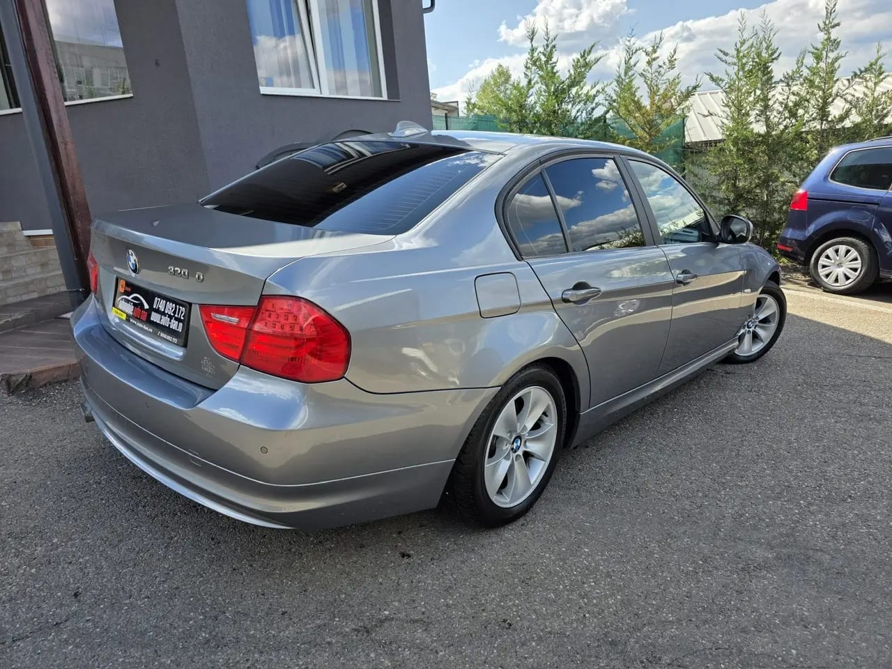 BMW 320