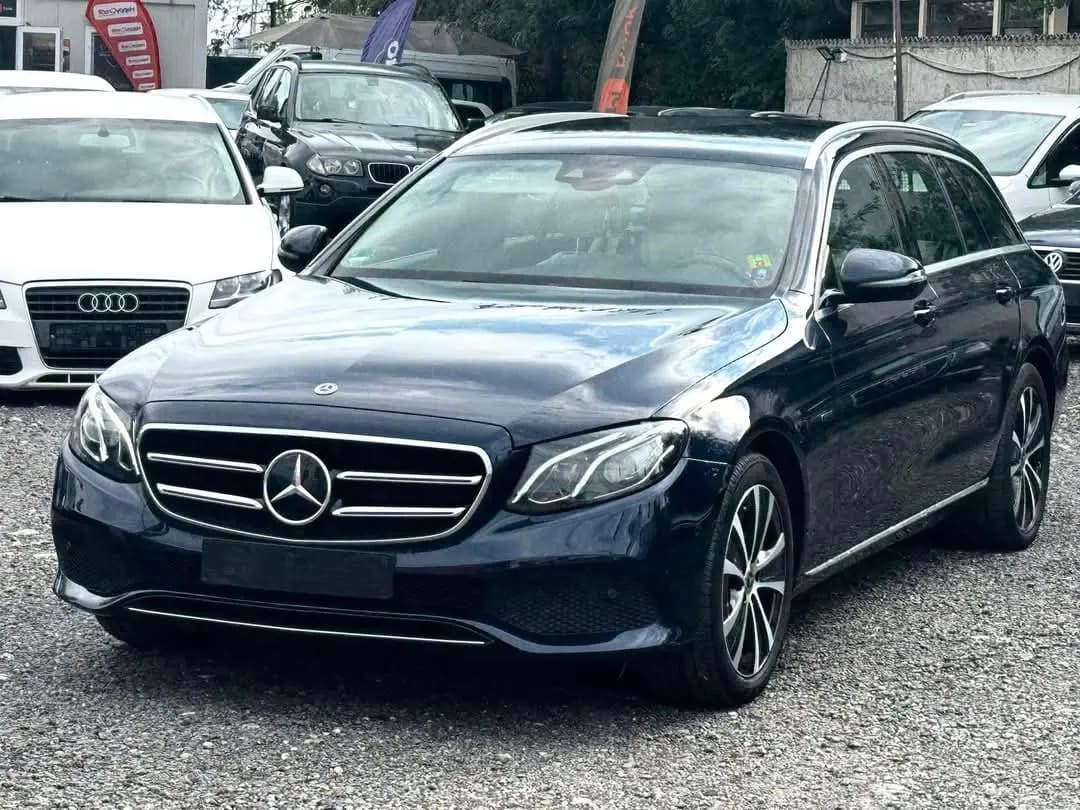 Mercedes-Benz E 300