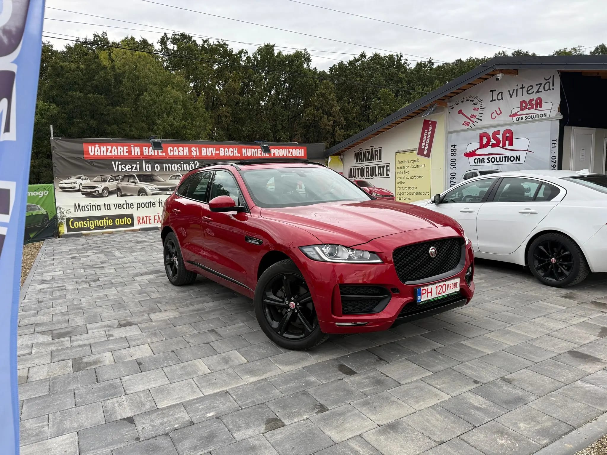 Jaguar F-Pace