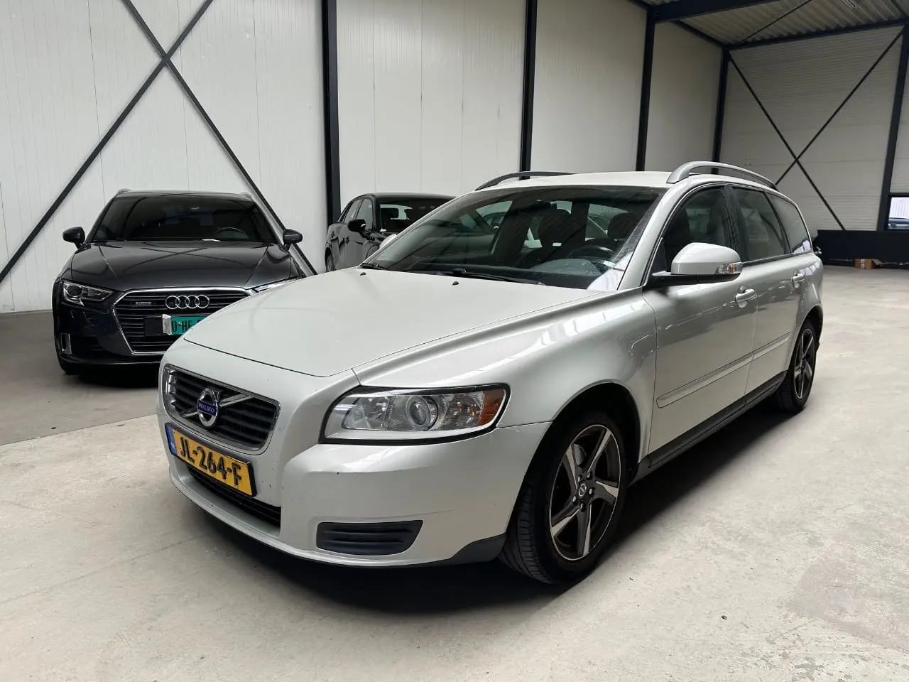 Volvo V50