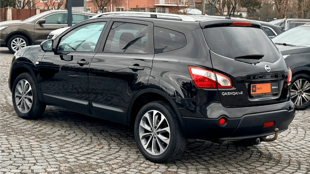 Nissan Qashqai+2