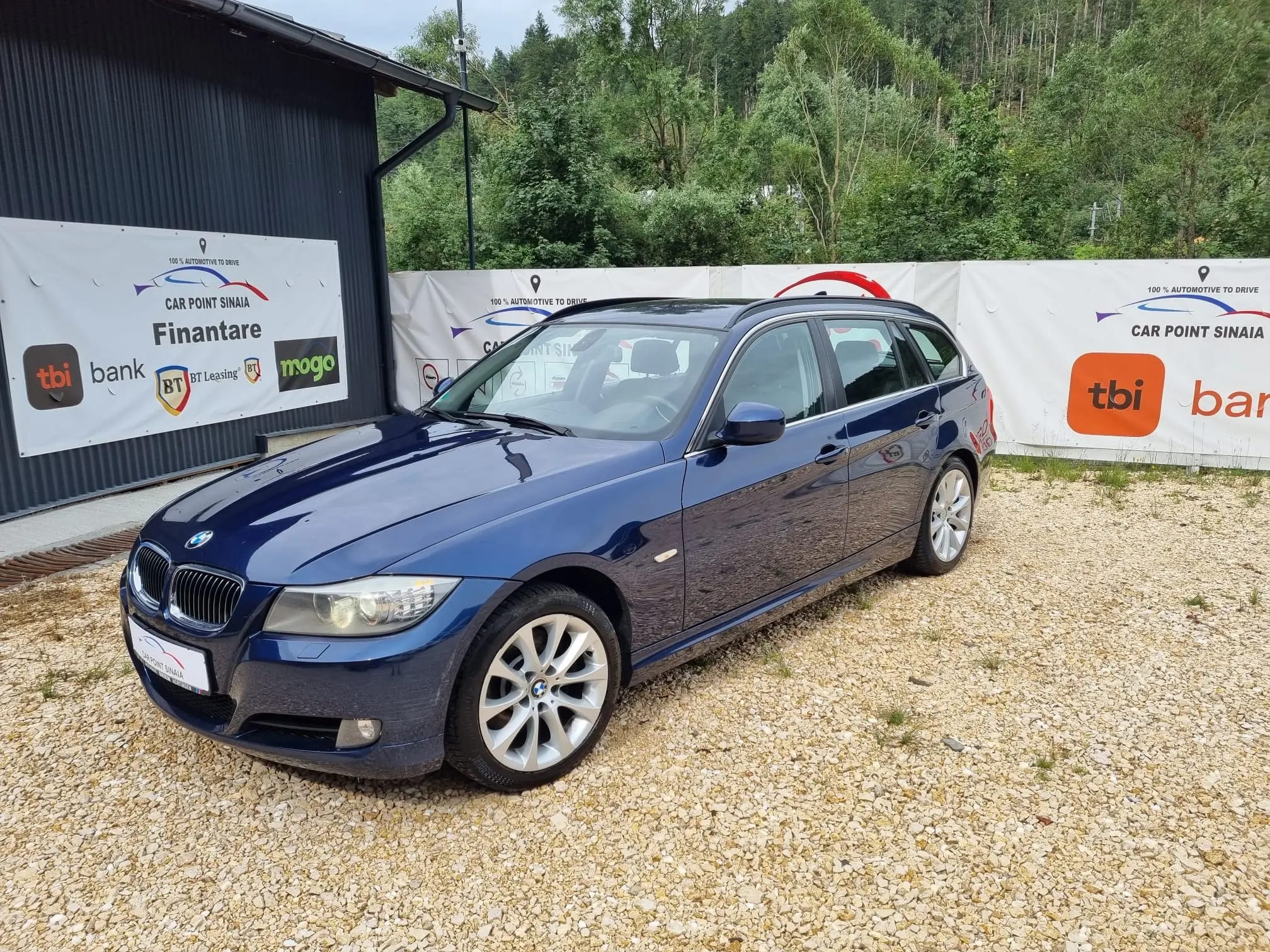BMW 330