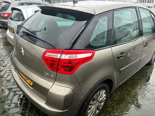 Citroën C4
