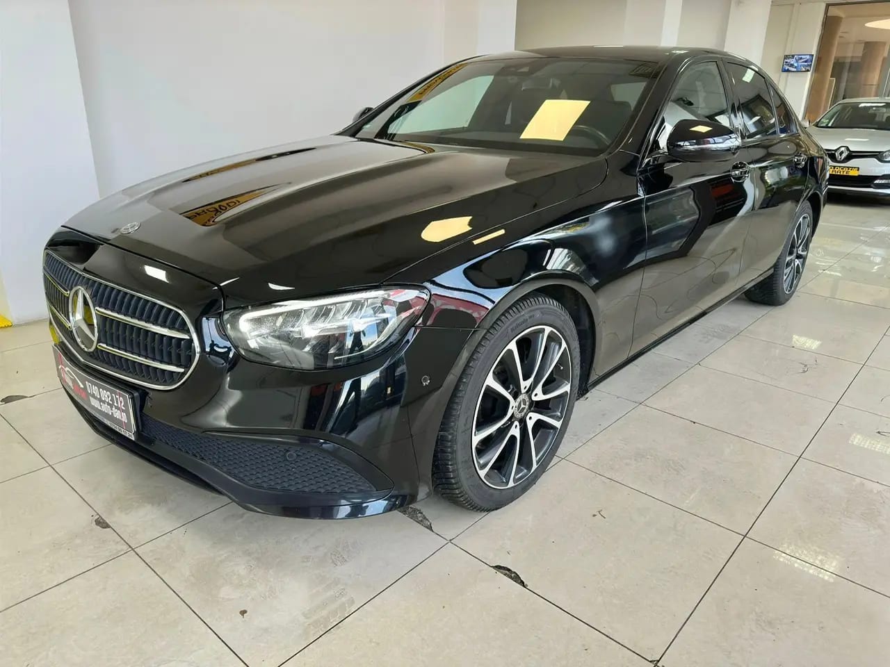 Mercedes-Benz E 220