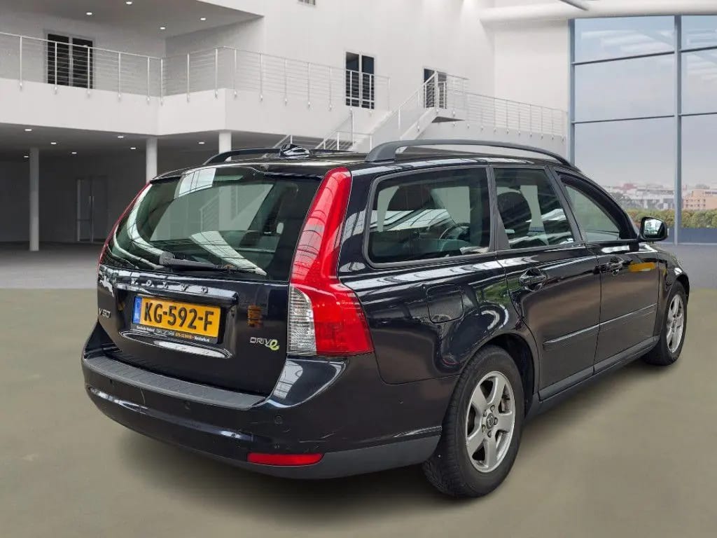Volvo V50