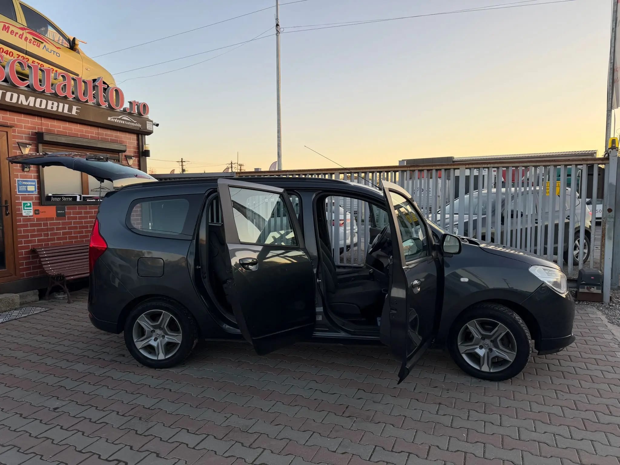 Dacia Lodgy