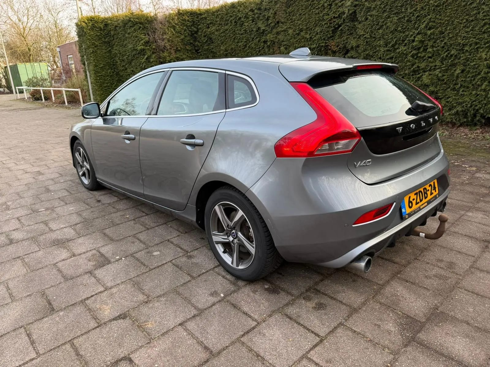 Volvo V40
