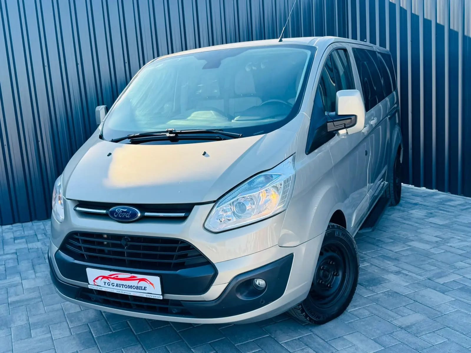 Ford Tourneo Custom