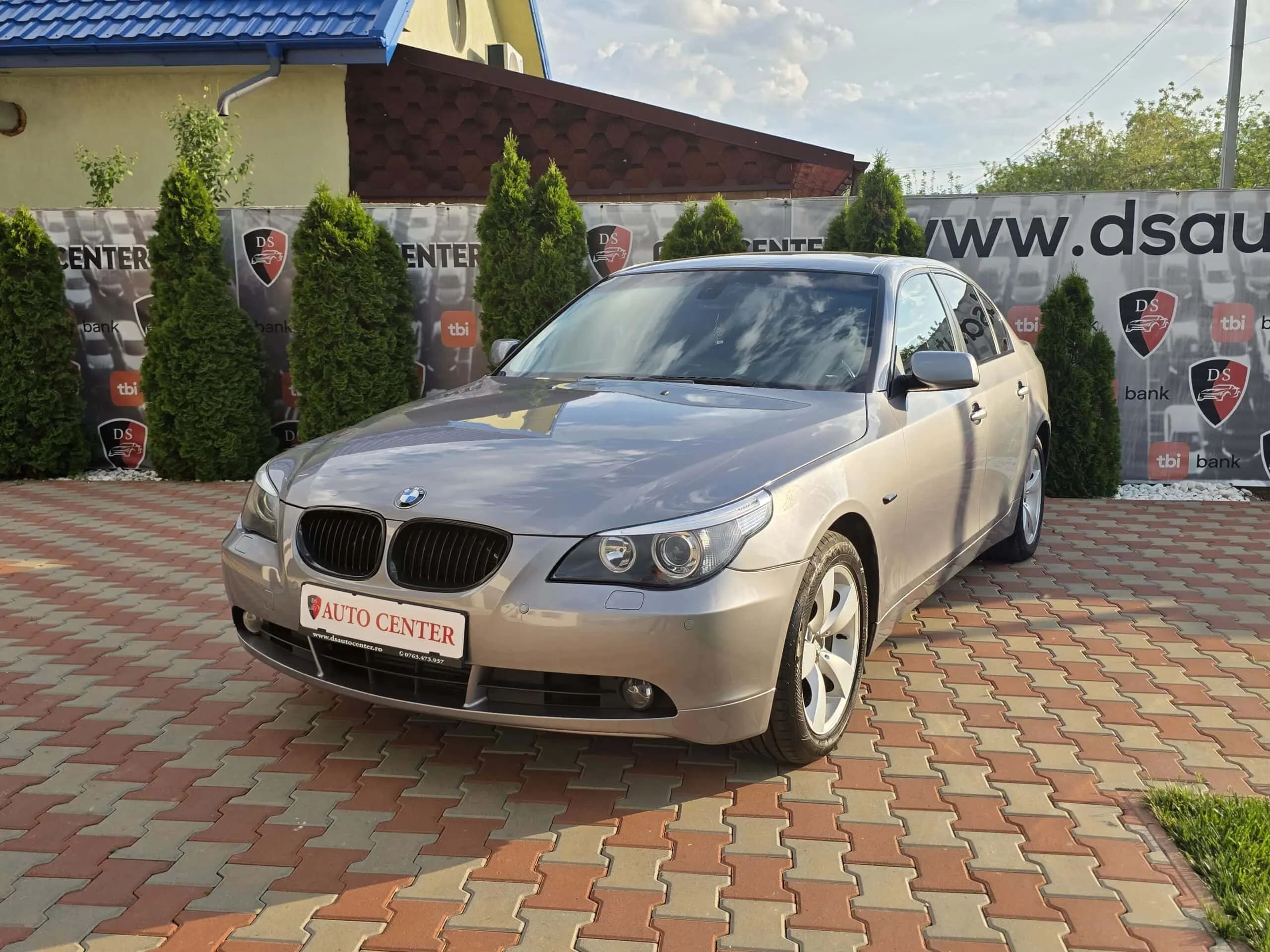 BMW 525