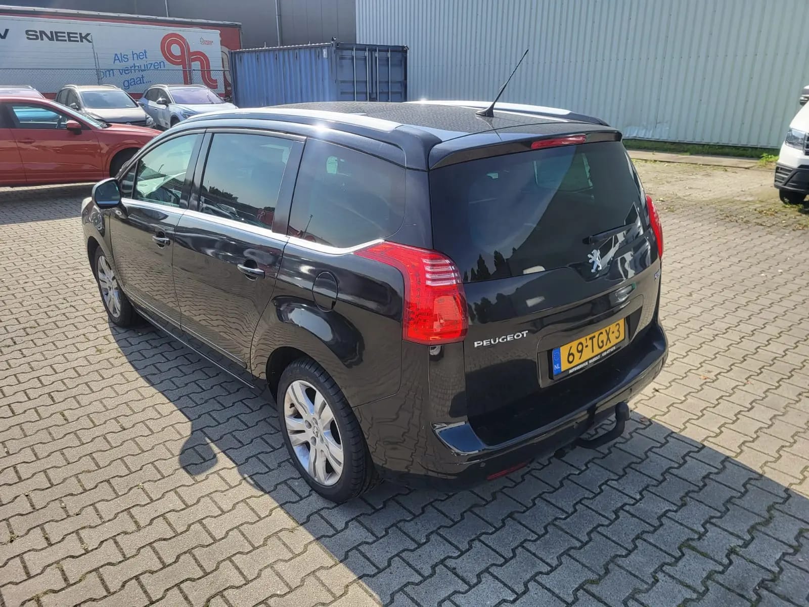 Peugeot 5008