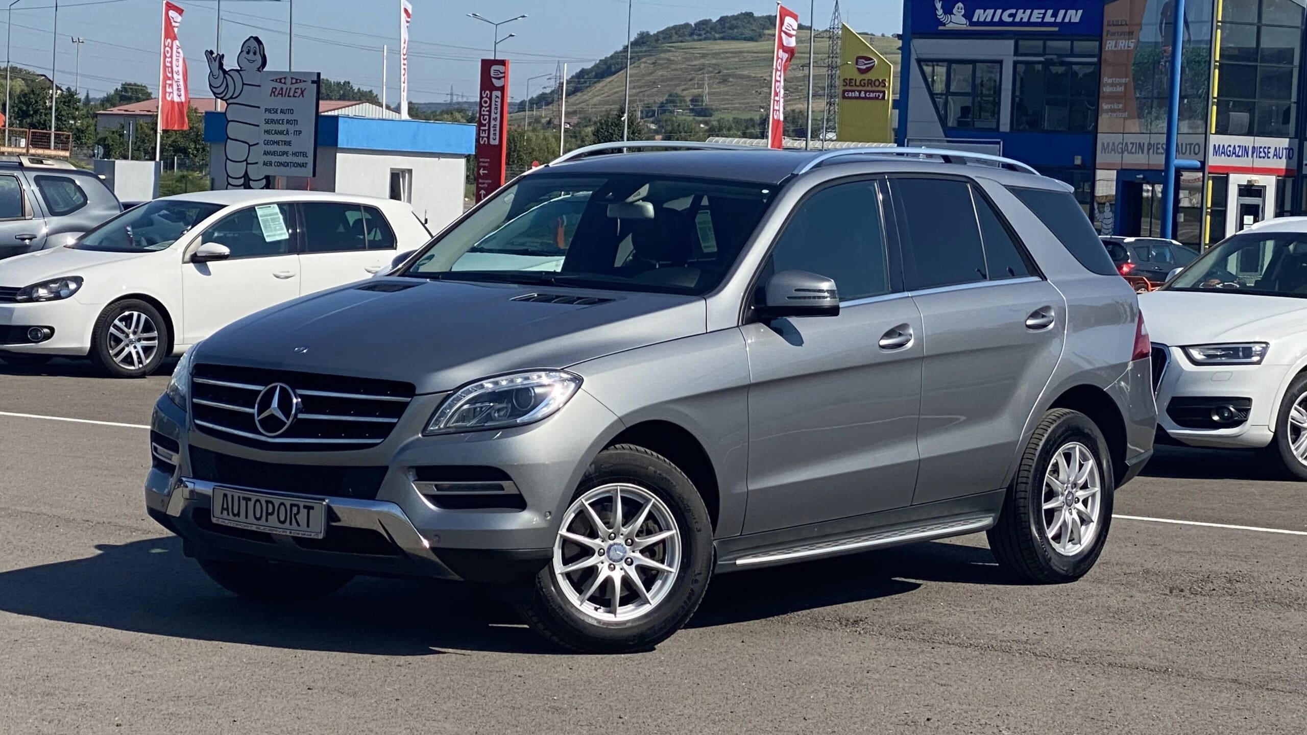 Mercedes-Benz ML 250