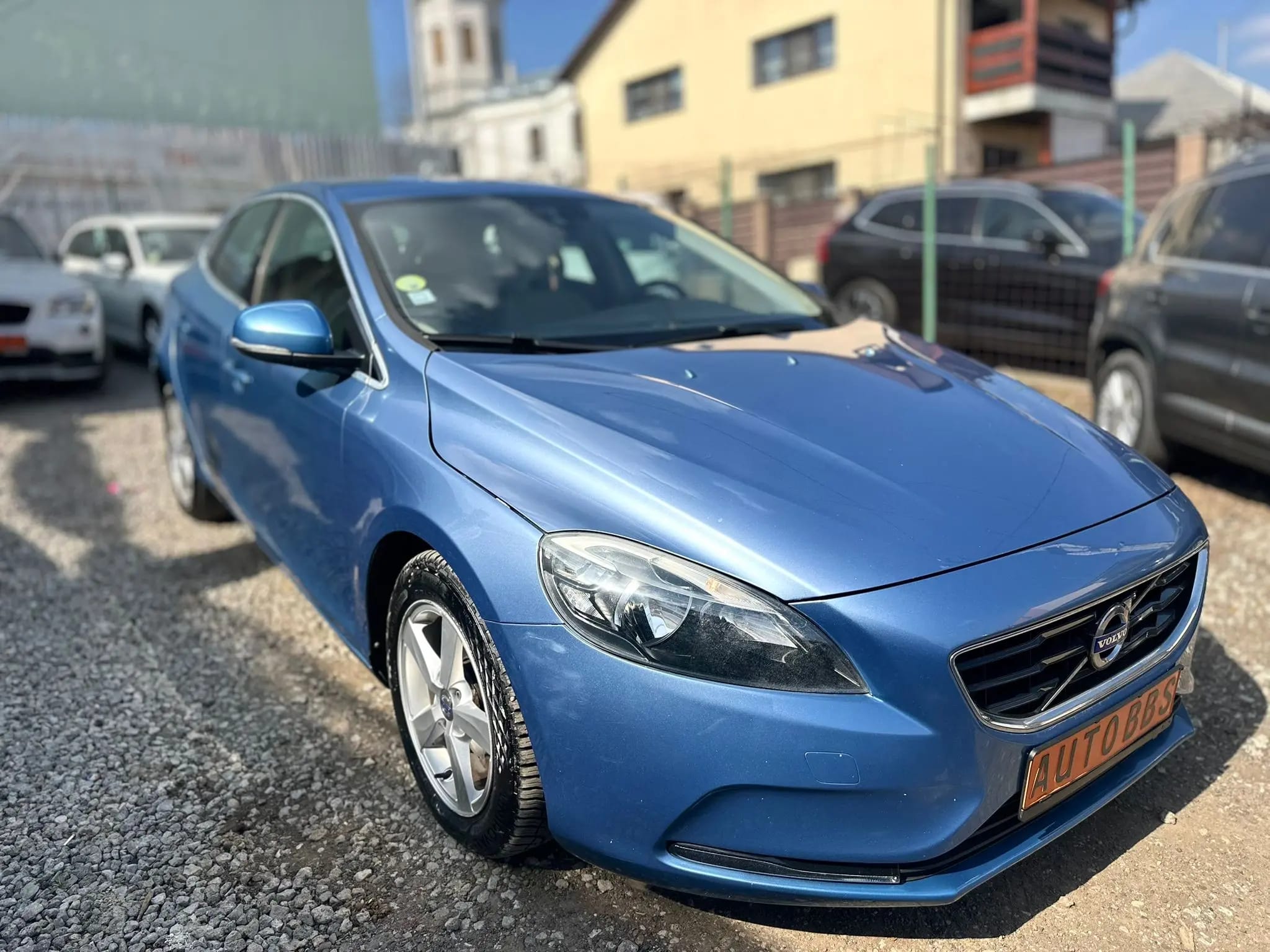 Volvo V40