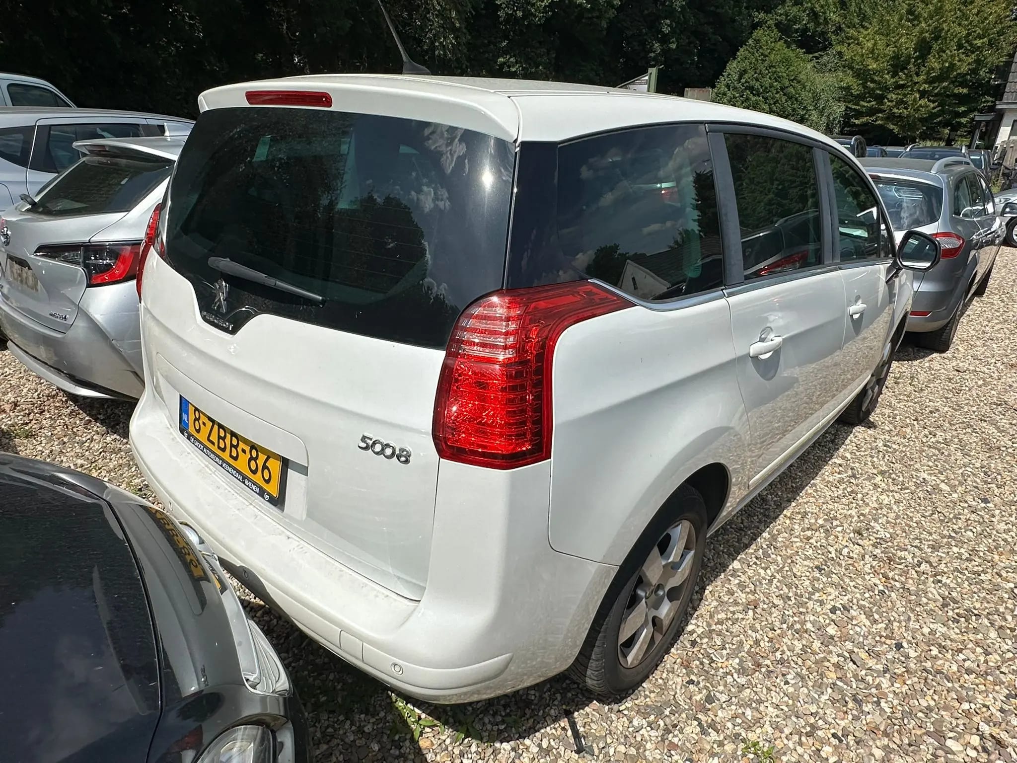 Peugeot 5008