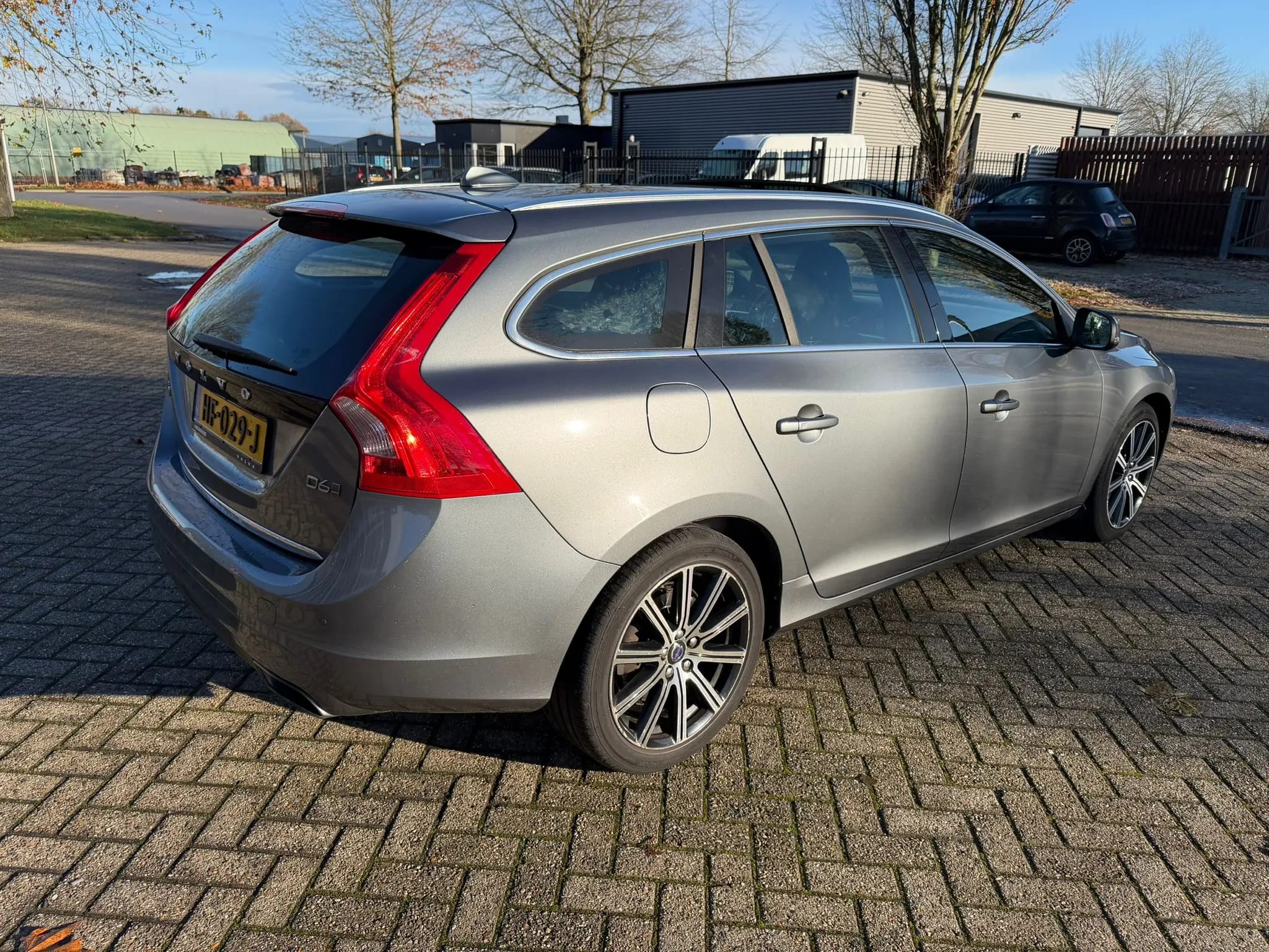 Volvo V60