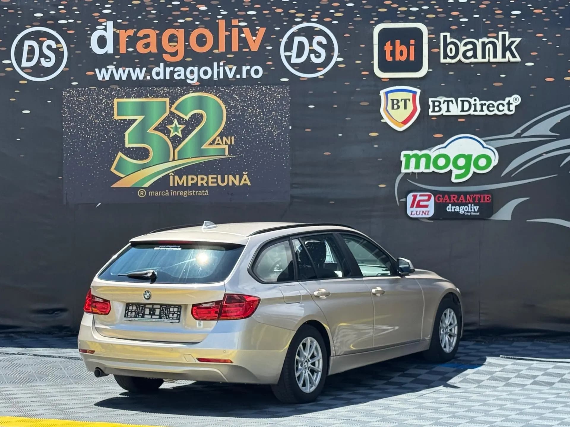 BMW 320