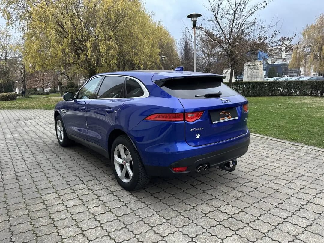 Jaguar F-Pace
