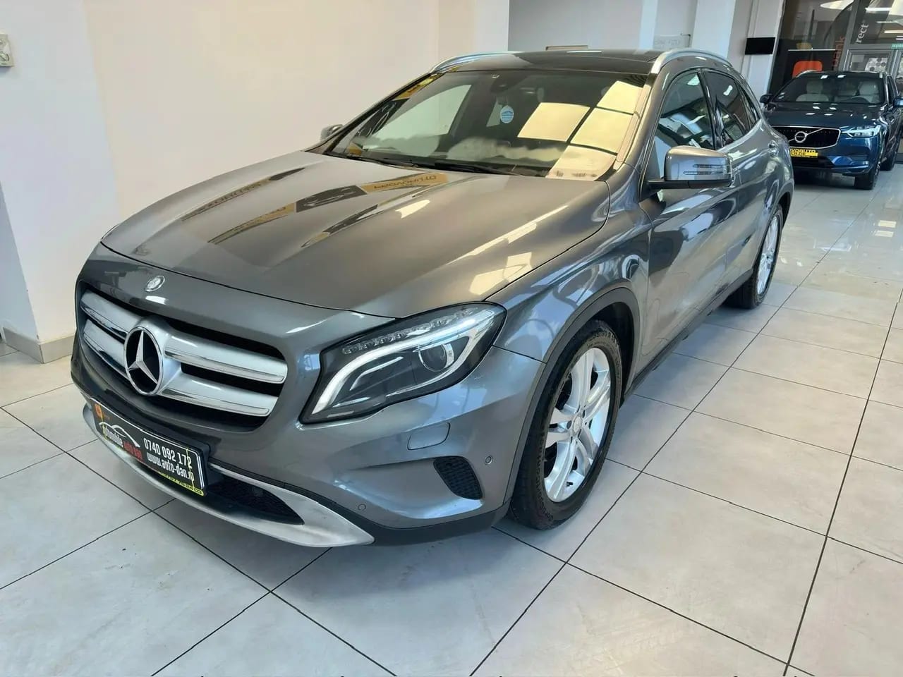 Mercedes-Benz GLA 220