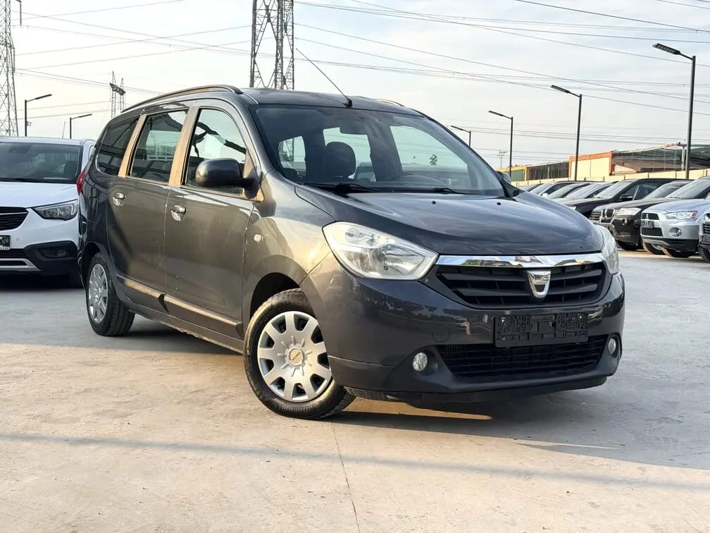 Dacia Lodgy