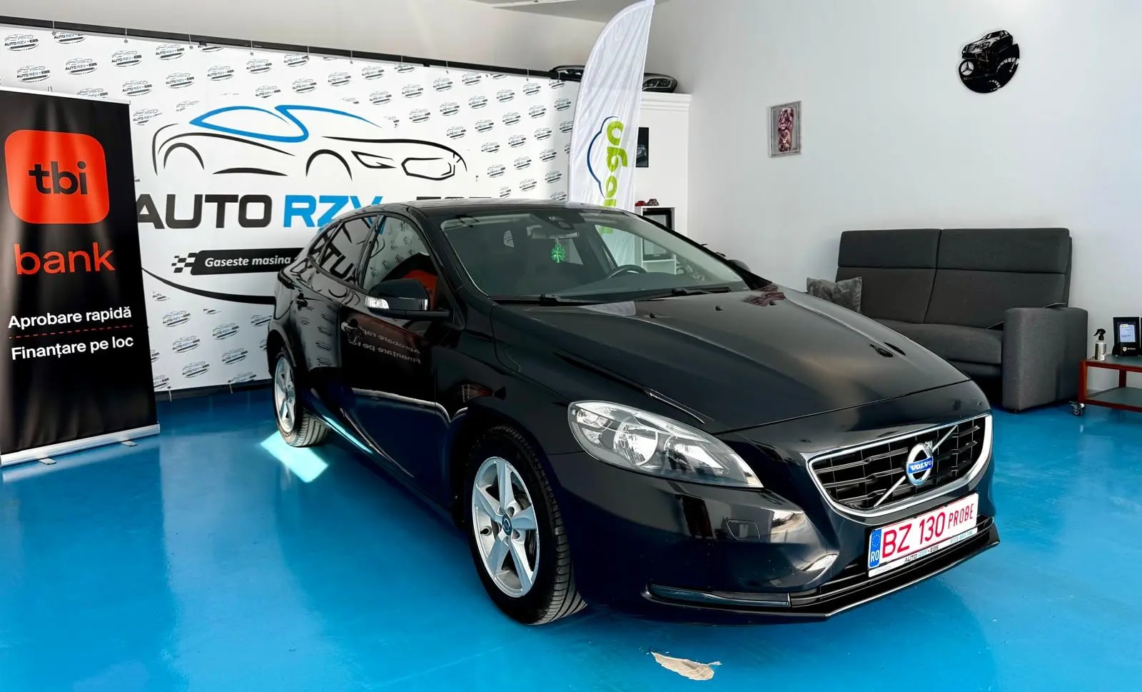 Volvo V40