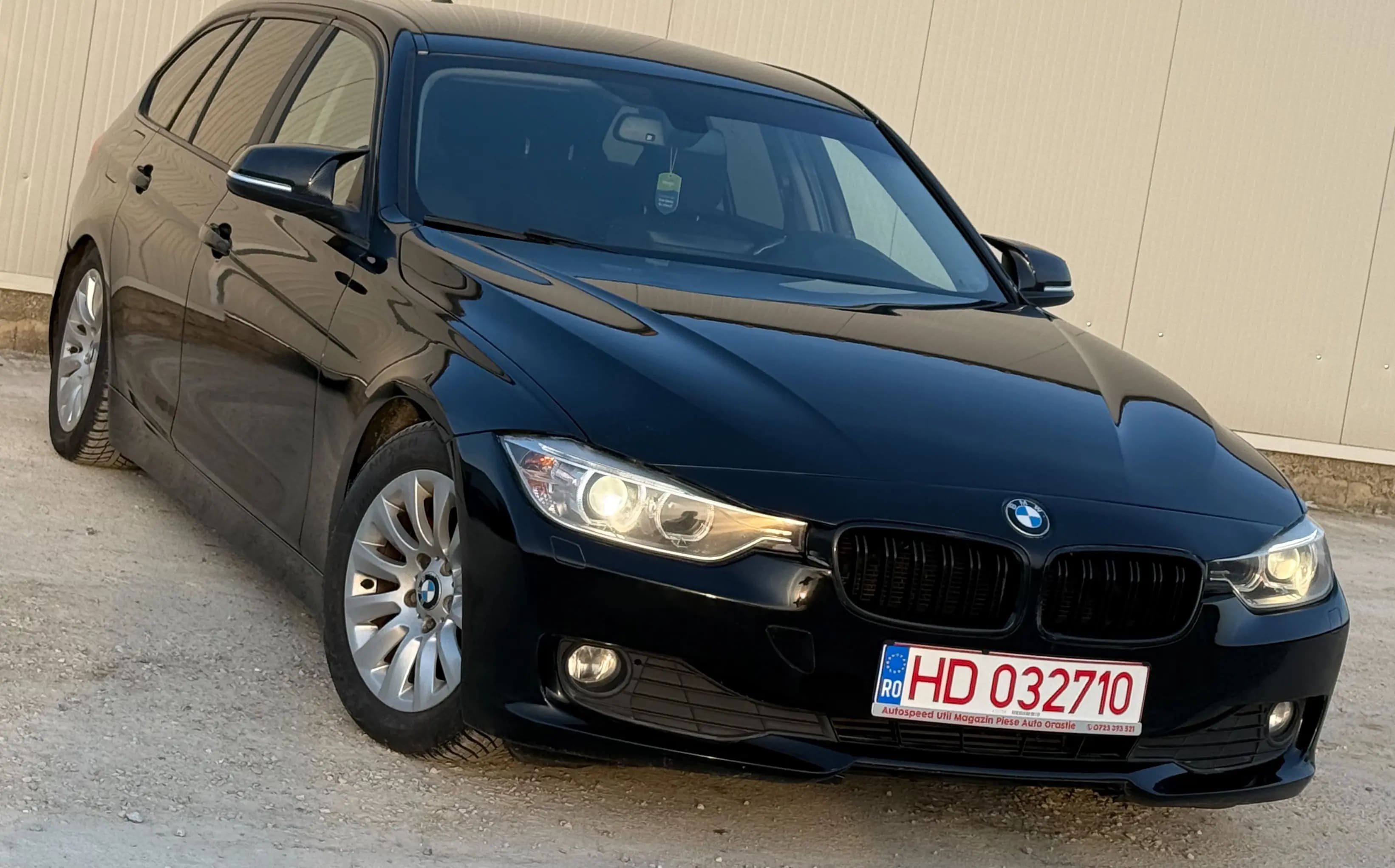 BMW 320