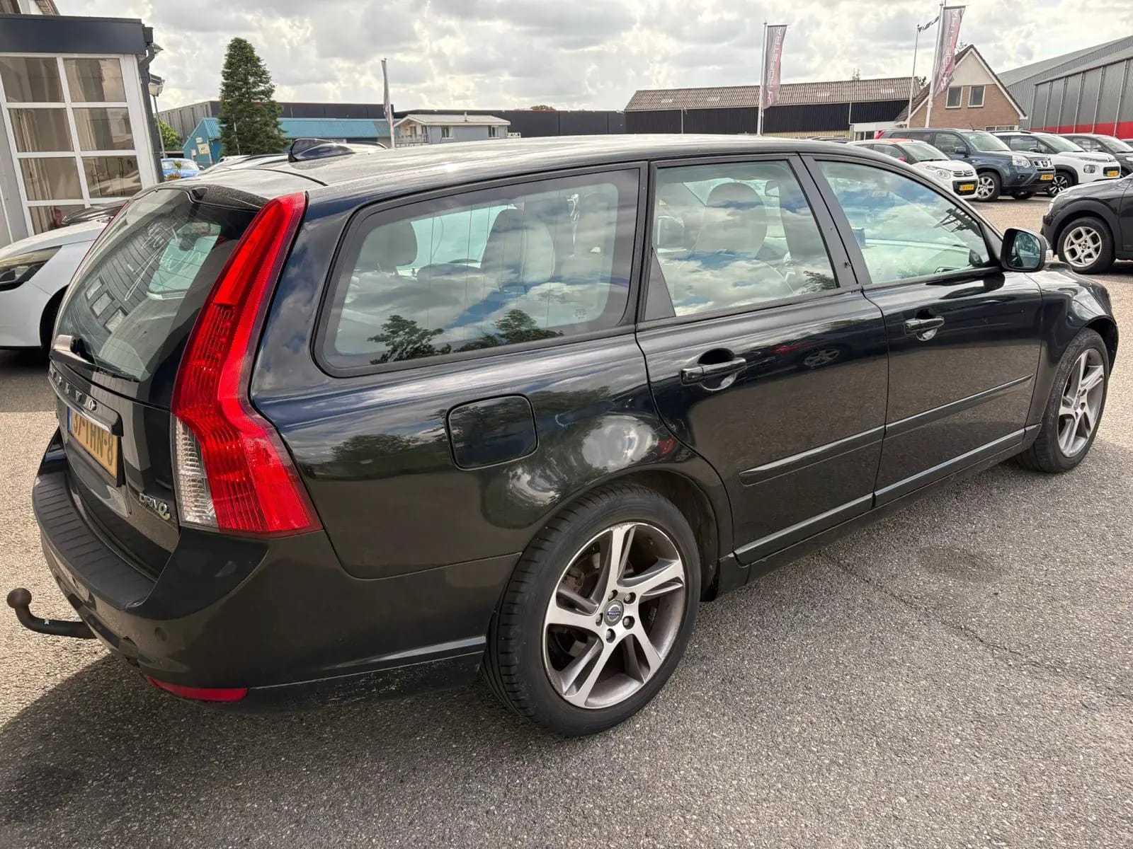 Volvo V50