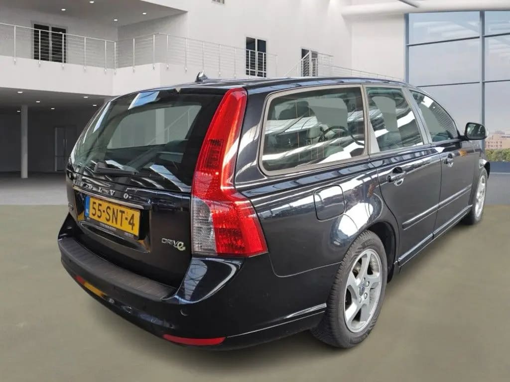 Volvo V50