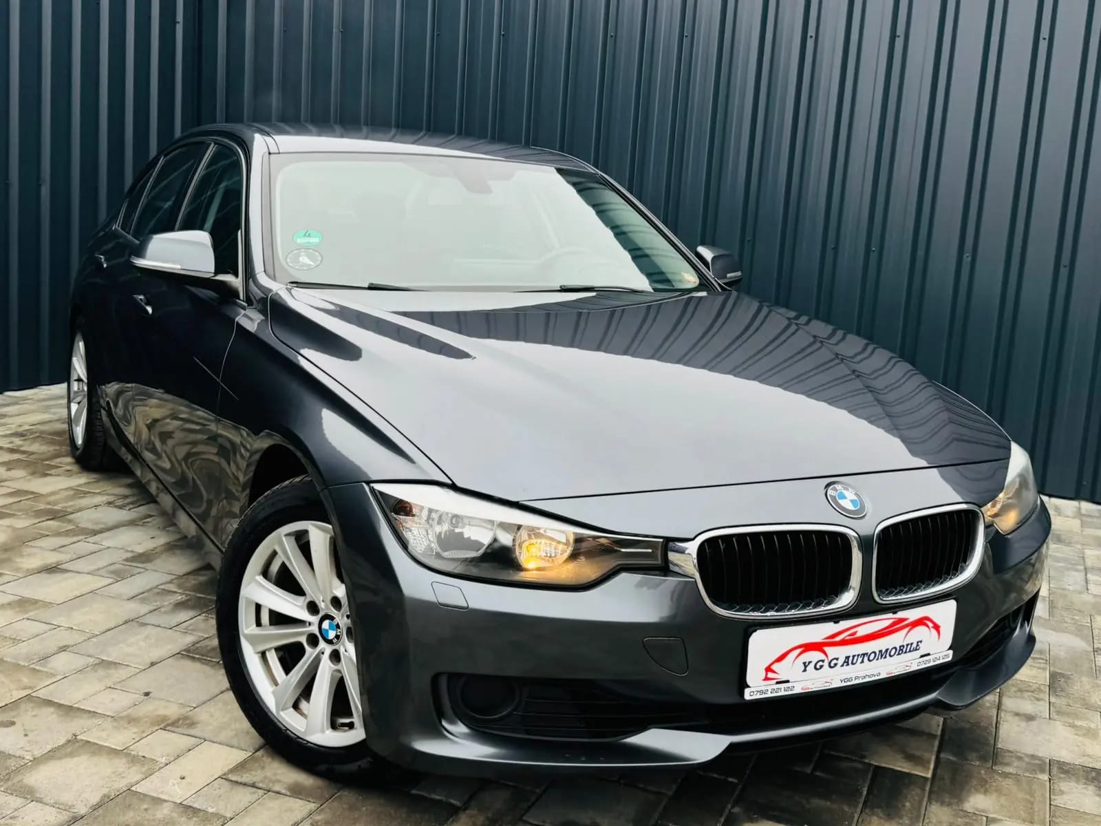 BMW 320