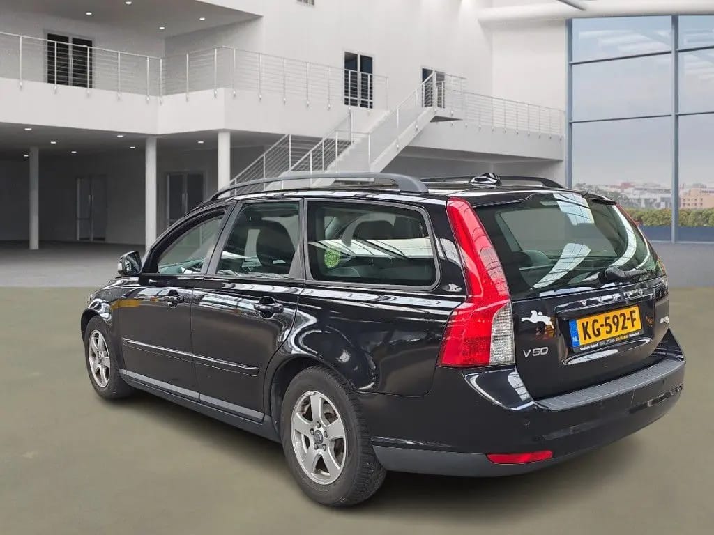 Volvo V50