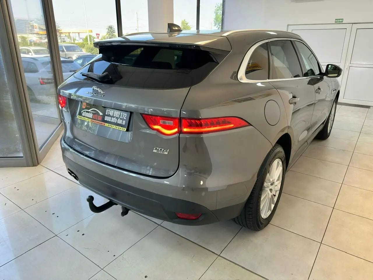 Jaguar F-Pace