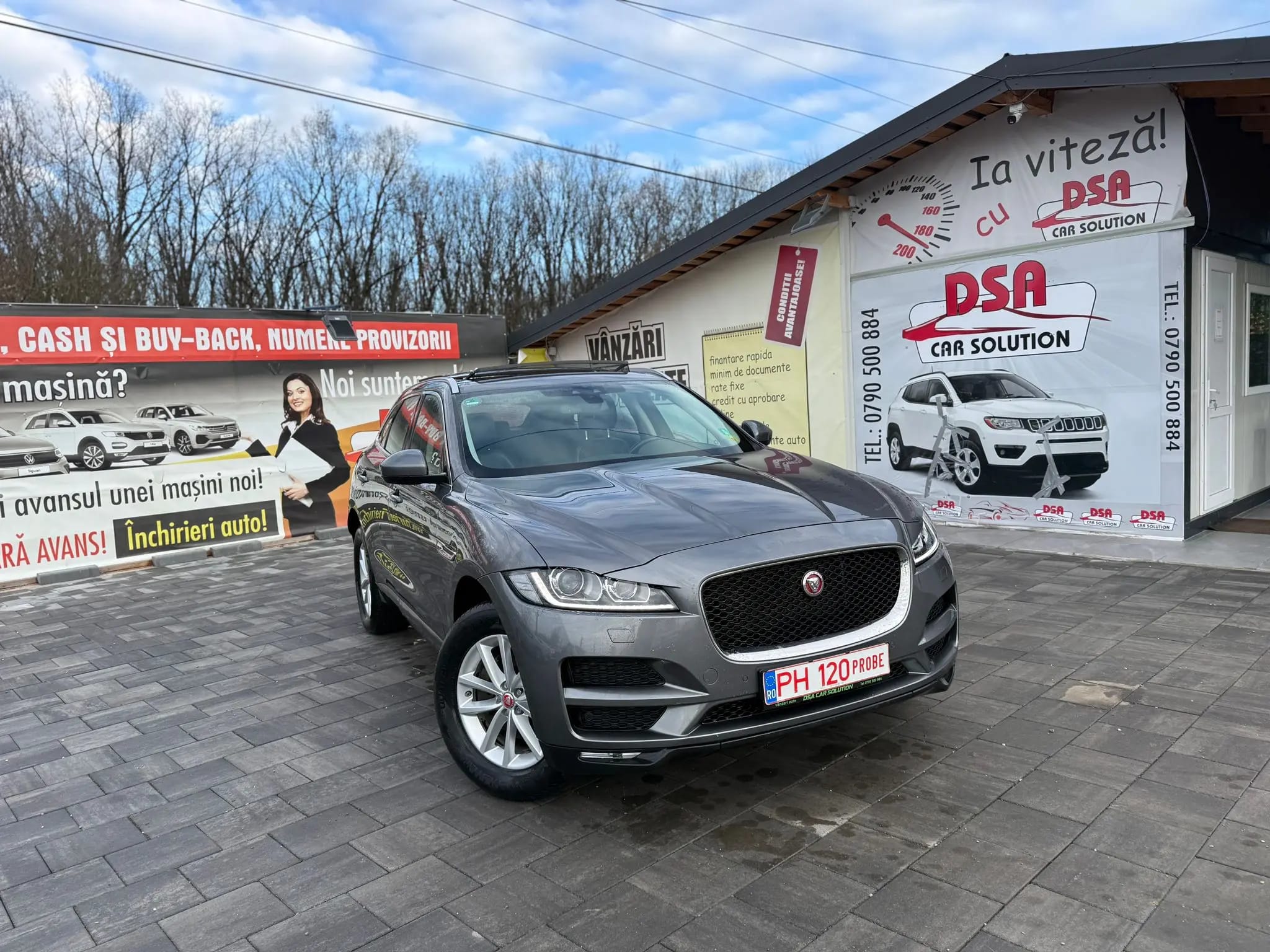 Jaguar F-Pace