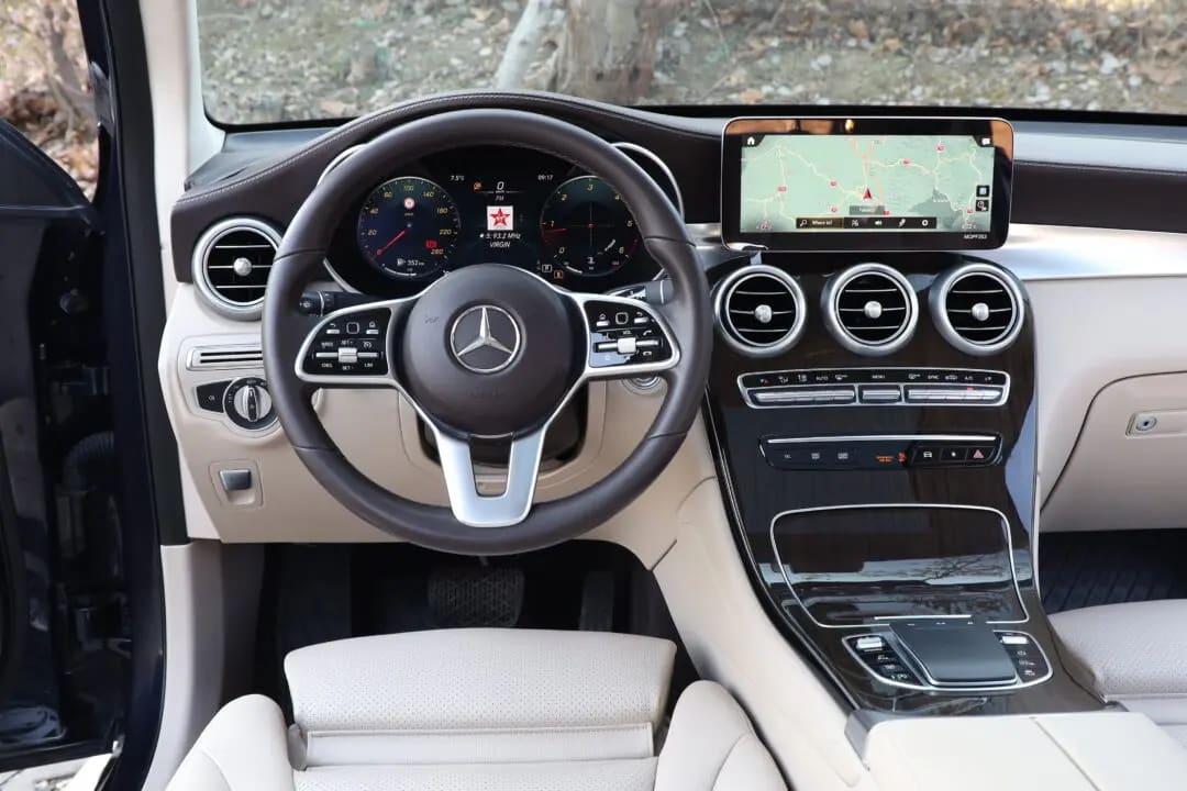Mercedes-Benz GLC 220