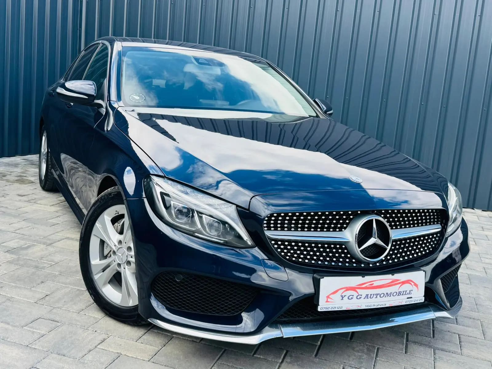 Mercedes-Benz C 220