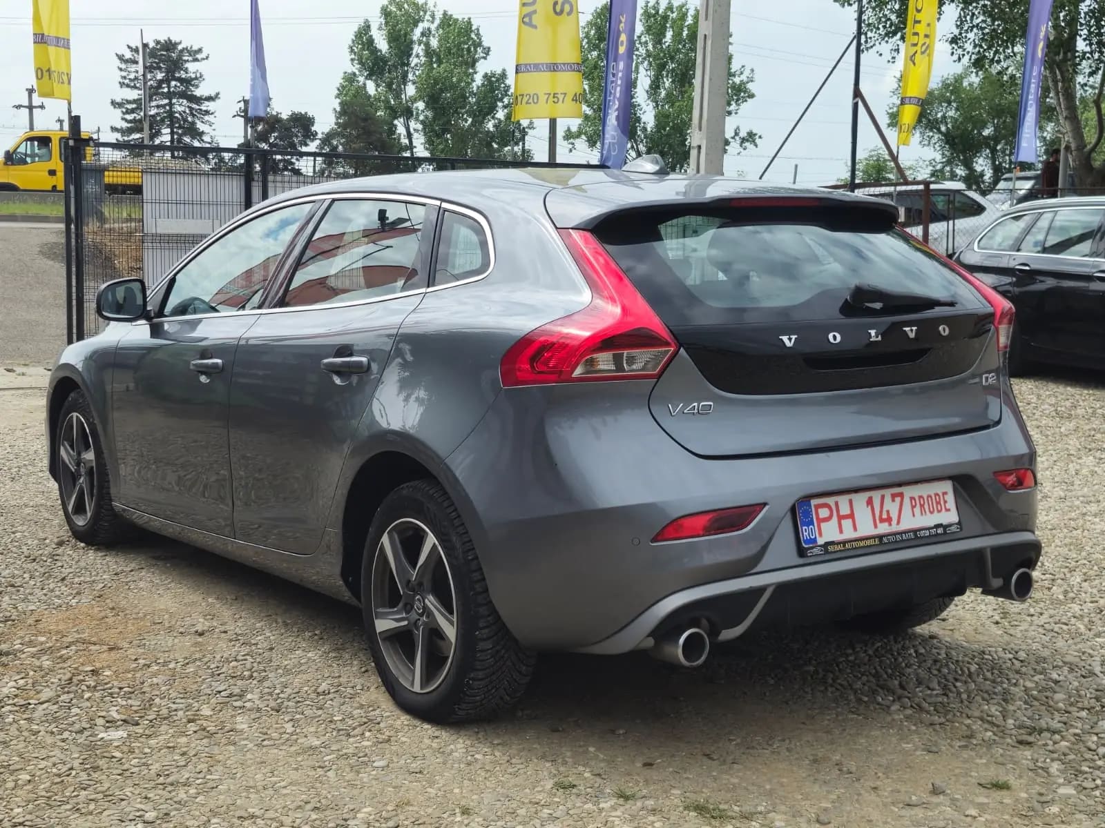 Volvo V40