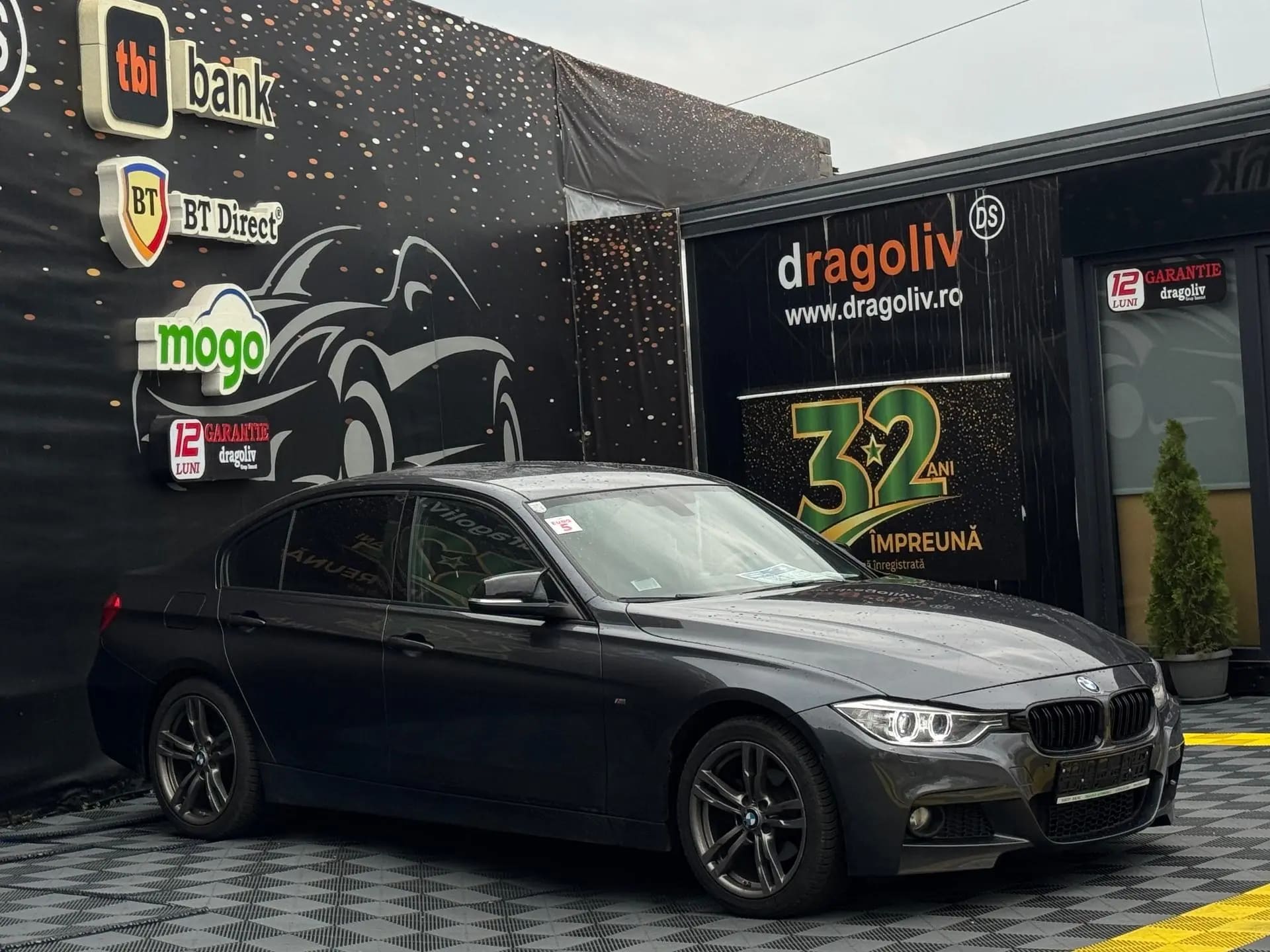 BMW 320