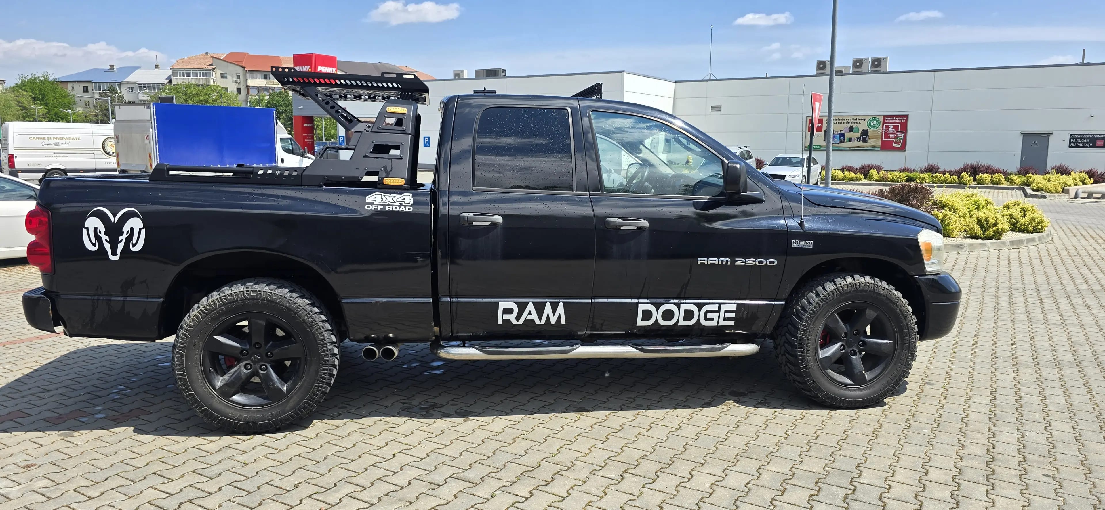 Dodge RAM
