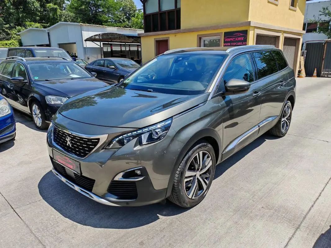 Peugeot 5008