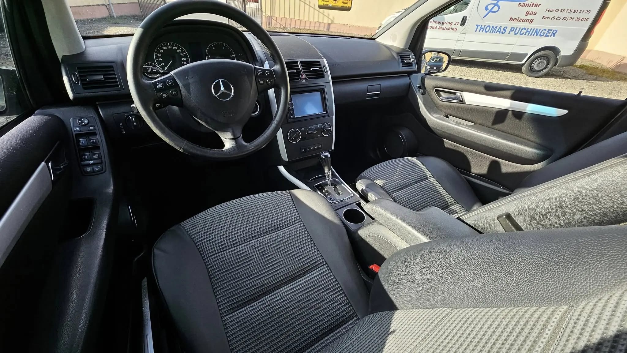 Mercedes-Benz A 200