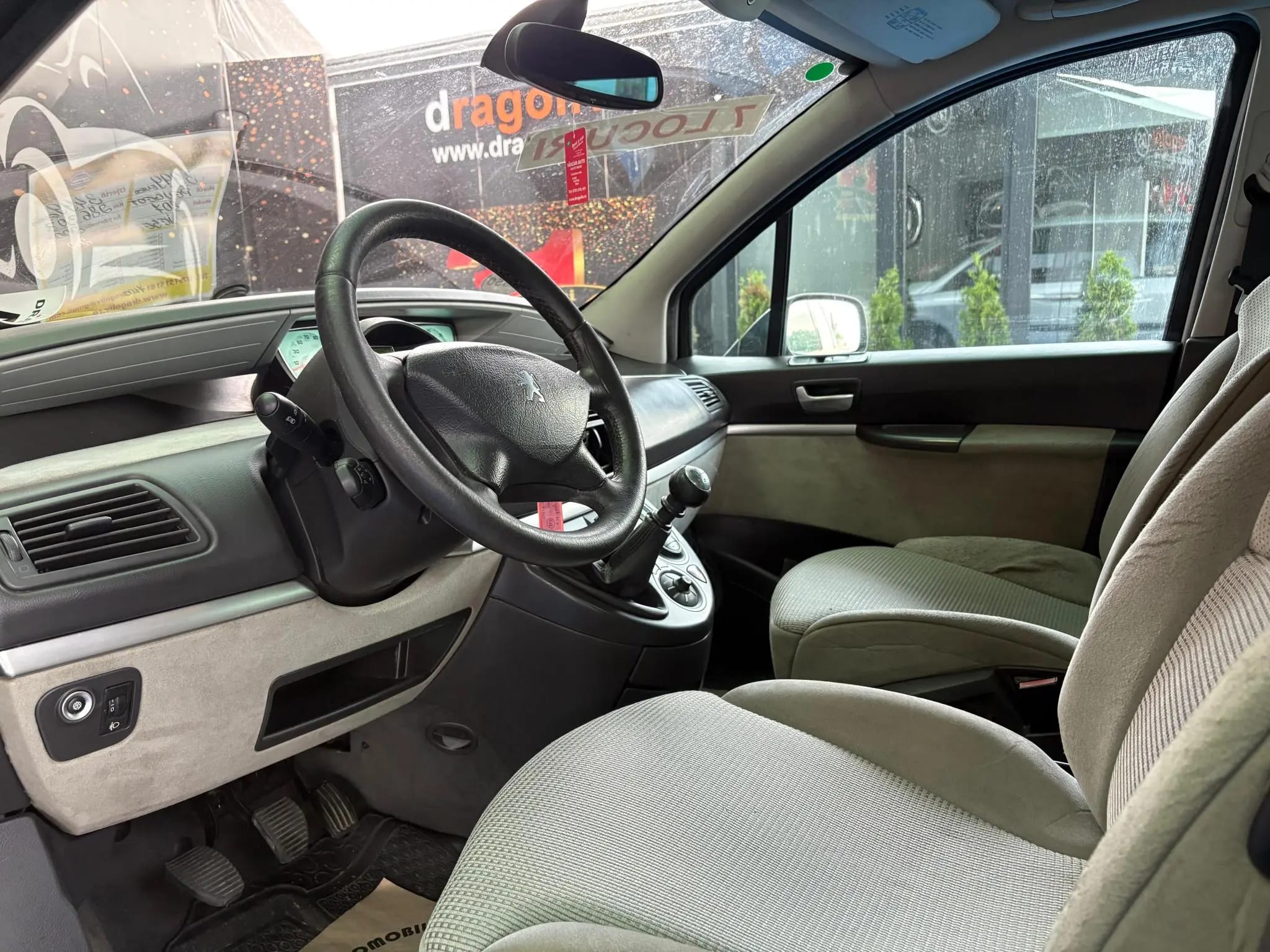 Peugeot 807