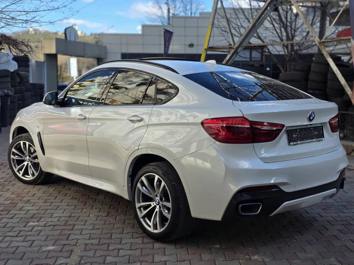 BMW X6