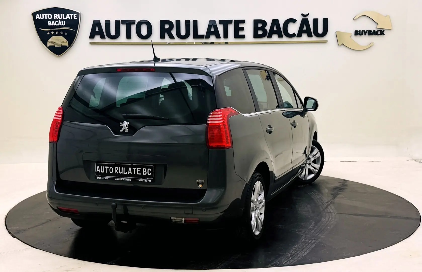 Peugeot 5008